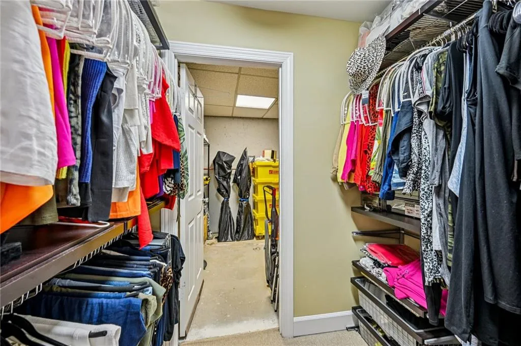 3192 Paces Mill Road Se Unit 1, Atlanta, Georgia 30339, 3 Bedrooms Bedrooms, ,3 BathroomsBathrooms,Residential,For Sale,3192 Paces Mill Road Se Unit 1,7608913