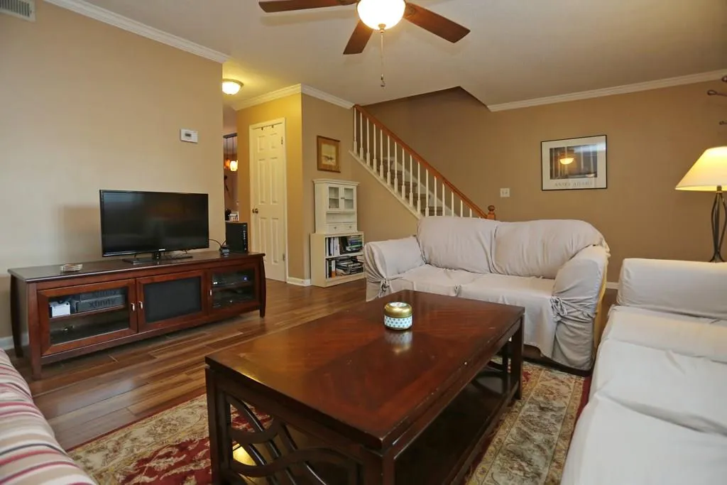 6900 Roswell Road Unit C1, Atlanta, Georgia 30328, 2 Bedrooms Bedrooms, ,2 BathroomsBathrooms,Residential,Sold,6900 Roswell Road Unit C1,5840573