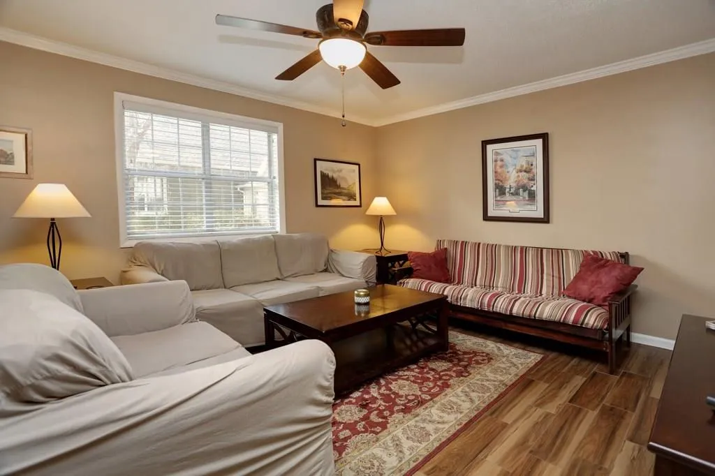 6900 Roswell Road Unit C1, Atlanta, Georgia 30328, 2 Bedrooms Bedrooms, ,2 BathroomsBathrooms,Residential,Sold,6900 Roswell Road Unit C1,5840573