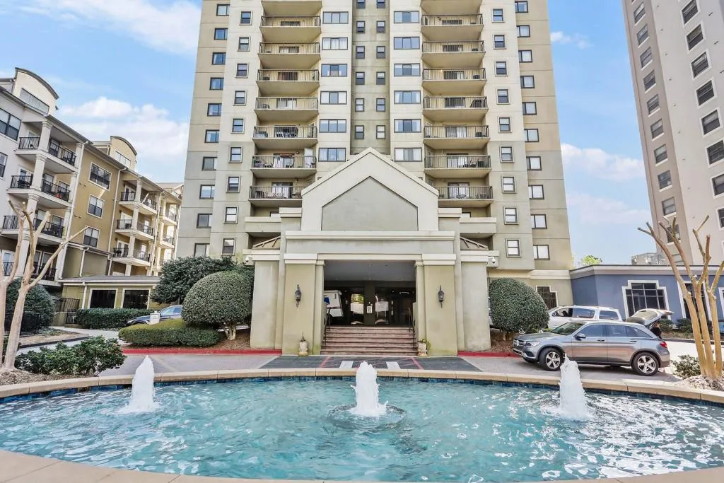 795 Hammond Drive Unit 706, Sandy Springs, Georgia 30328, 2 Bedrooms Bedrooms, ,1 BathroomBathrooms,Residential,Sold,795 Hammond Drive Unit 706,6781815