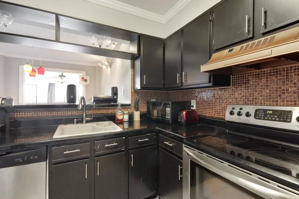 795 Hammond Drive Unit 706, Sandy Springs, Georgia 30328, 2 Bedrooms Bedrooms, ,1 BathroomBathrooms,Residential,Sold,795 Hammond Drive Unit 706,6781815