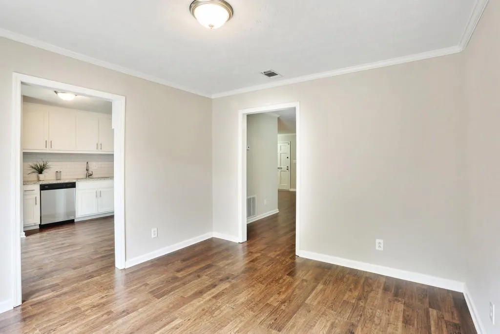 310 Winding River Drive Unit C, Sandy Springs, Georgia 30350, 3 Bedrooms Bedrooms, ,2 BathroomsBathrooms,Residential,Sold,310 Winding River Drive Unit C,5739129