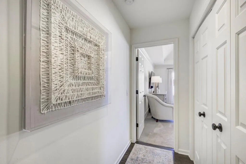 191 Mystic Court, Atlanta, Georgia 30342, 4 Bedrooms Bedrooms, ,3 BathroomsBathrooms,Residential,Sold,191 Mystic Court,7145562