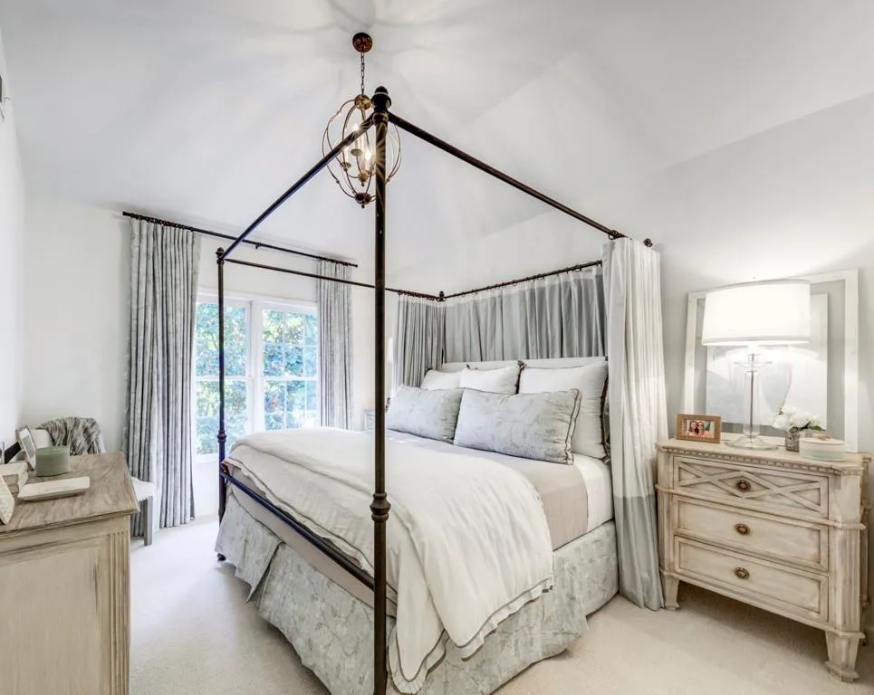 191 Mystic Court, Atlanta, Georgia 30342, 4 Bedrooms Bedrooms, ,3 BathroomsBathrooms,Residential,Sold,191 Mystic Court,7145562