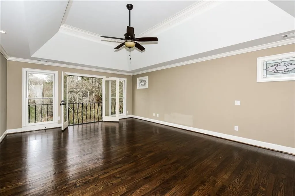 130 Grogans Lake Drive, Sandy Springs, Georgia 30350, 6 Bedrooms Bedrooms, ,5 BathroomsBathrooms,Residential,Sold,130 Grogans Lake Drive,5641706