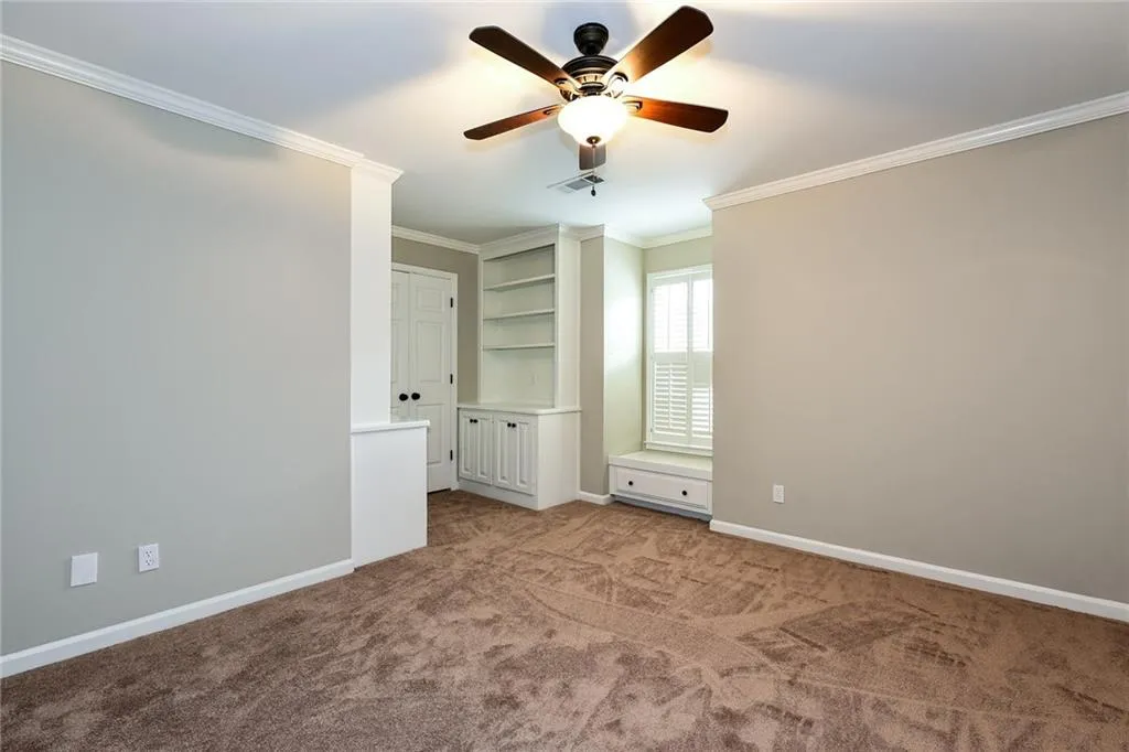 130 Grogans Lake Drive, Sandy Springs, Georgia 30350, 6 Bedrooms Bedrooms, ,5 BathroomsBathrooms,Residential,Sold,130 Grogans Lake Drive,5641706