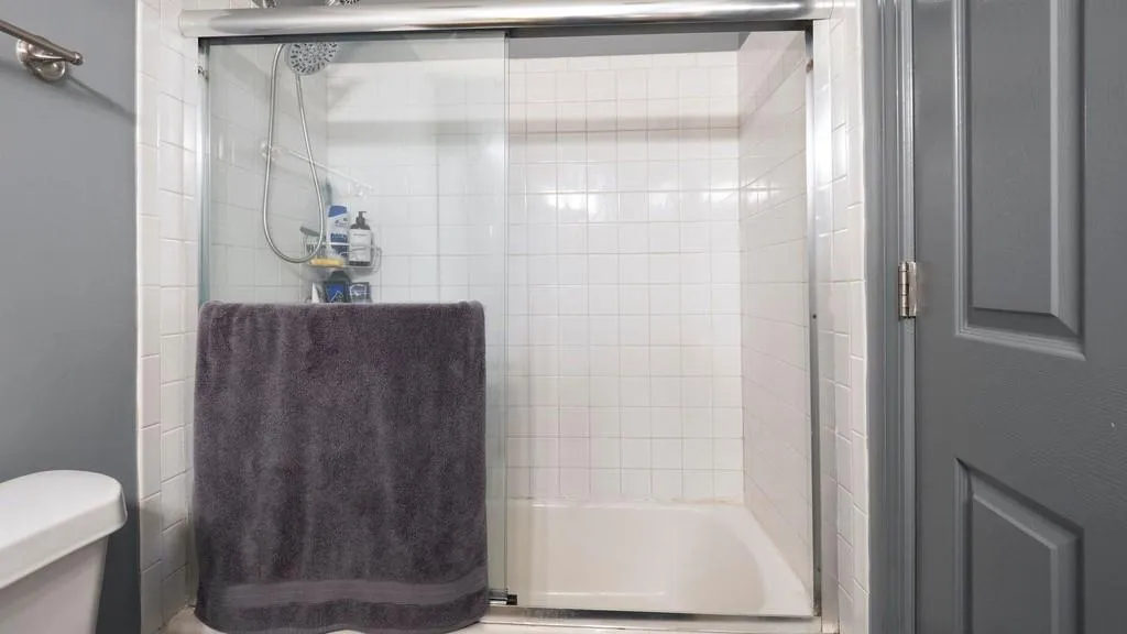 6980 Roswell Road Unit L7, Atlanta, Georgia 30328, 1 Bedroom Bedrooms, ,1 BathroomBathrooms,Residential,Sold,6980 Roswell Road Unit L7,6738839