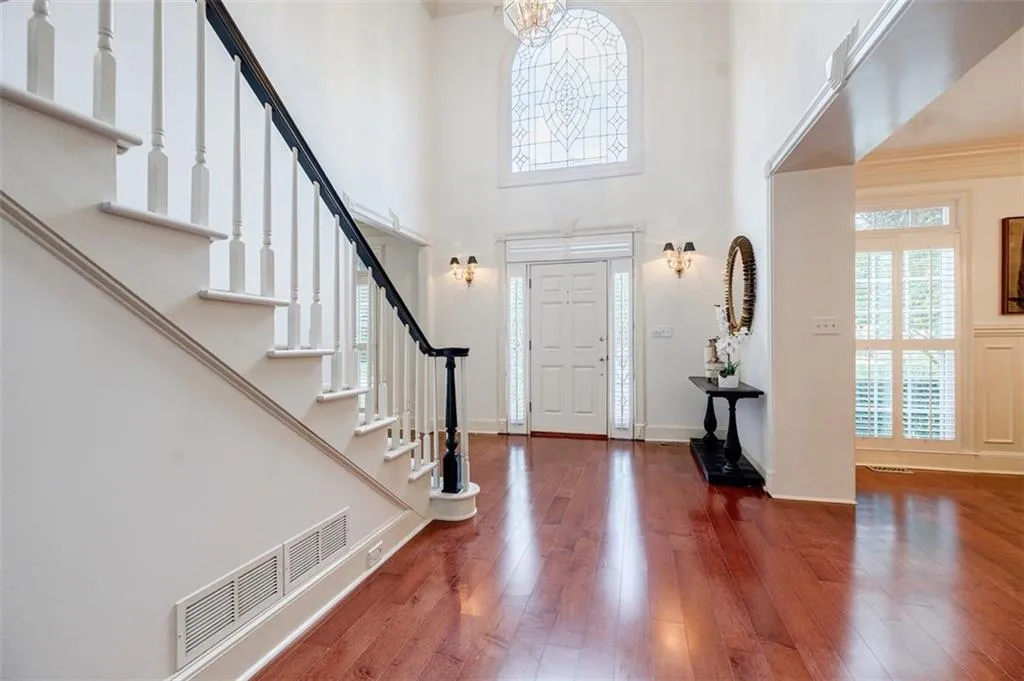 160 Savannah Estates Drive, Sandy Springs, Georgia 30350, 4 Bedrooms Bedrooms, ,3 BathroomsBathrooms,Residential,For Sale,160 Savannah Estates Drive,7646098