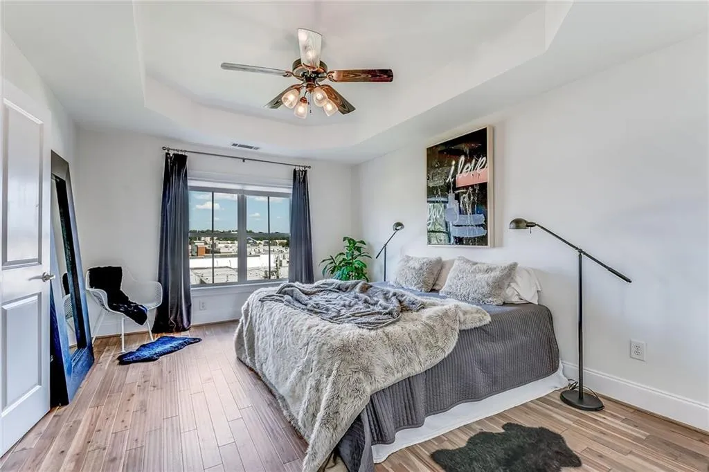 297 Le Gran Bend Ne, Atlanta, Georgia 30328, 2 Bedrooms Bedrooms, ,2 BathroomsBathrooms,Residential,Sold,297 Le Gran Bend Ne,6041337