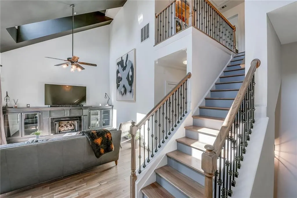 297 Le Gran Bend Ne, Atlanta, Georgia 30328, 2 Bedrooms Bedrooms, ,2 BathroomsBathrooms,Residential,Sold,297 Le Gran Bend Ne,6041337