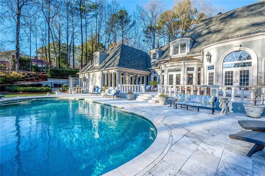 5040 Northside Drive, Atlanta, Georgia 30327, 7 Bedrooms Bedrooms, ,7 BathroomsBathrooms,Residential,Sold,5040 Northside Drive,6835146
