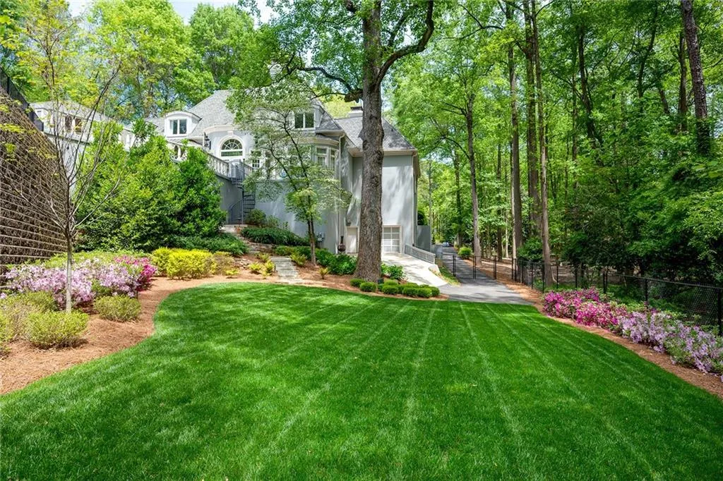 5040 Northside Drive, Atlanta, Georgia 30327, 7 Bedrooms Bedrooms, ,7 BathroomsBathrooms,Residential,Sold,5040 Northside Drive,6835146
