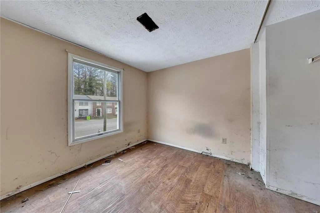 8846 Applegate Lane, Atlanta, Georgia 30350, 3 Bedrooms Bedrooms, ,2 BathroomsBathrooms,Residential,For Sale,8846 Applegate Lane,7741843