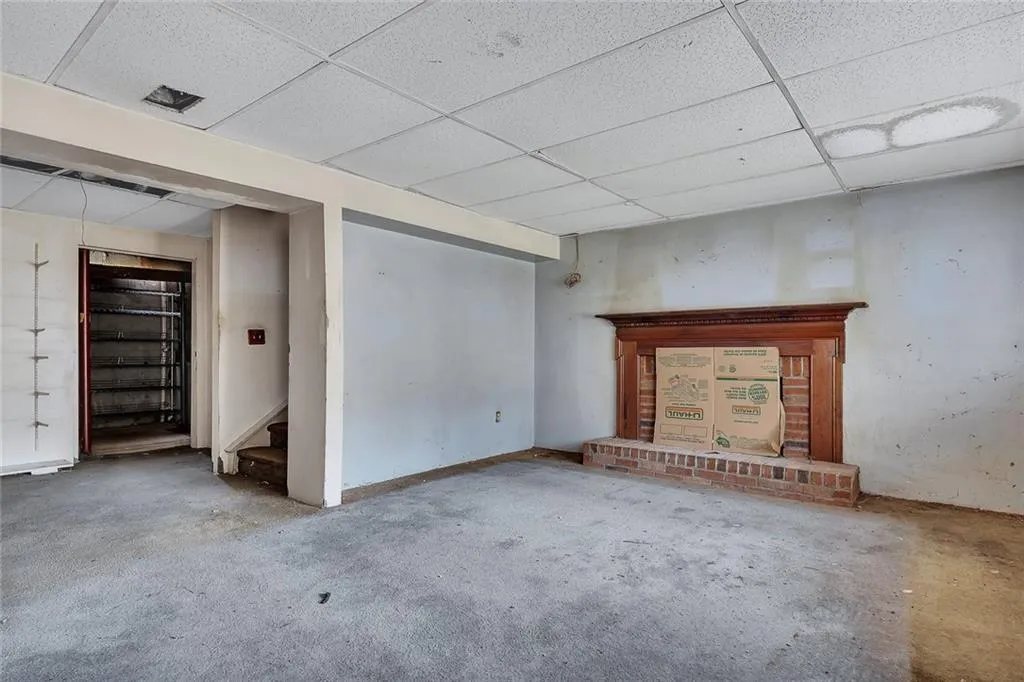 8846 Applegate Lane, Atlanta, Georgia 30350, 3 Bedrooms Bedrooms, ,2 BathroomsBathrooms,Residential,For Sale,8846 Applegate Lane,7741843