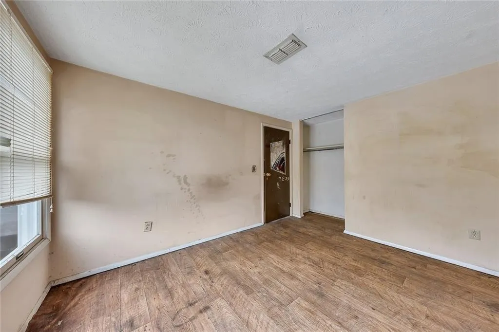 8846 Applegate Lane, Atlanta, Georgia 30350, 3 Bedrooms Bedrooms, ,2 BathroomsBathrooms,Residential,For Sale,8846 Applegate Lane,7741843