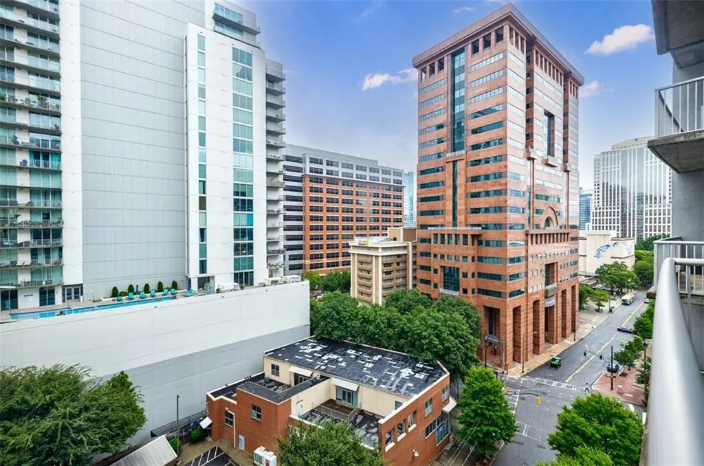 44 Peachtree Place Ne Unit 1228, Atlanta, Georgia 30309, 1 Bedroom Bedrooms, ,1 BathroomBathrooms,Residential,For Sale,44 Peachtree Place Ne Unit 1228,7632022