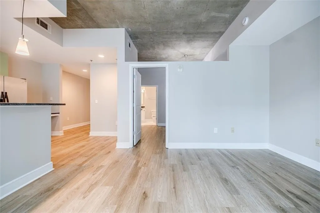 44 Peachtree Place Ne Unit 1228, Atlanta, Georgia 30309, 1 Bedroom Bedrooms, ,1 BathroomBathrooms,Residential,For Sale,44 Peachtree Place Ne Unit 1228,7632022