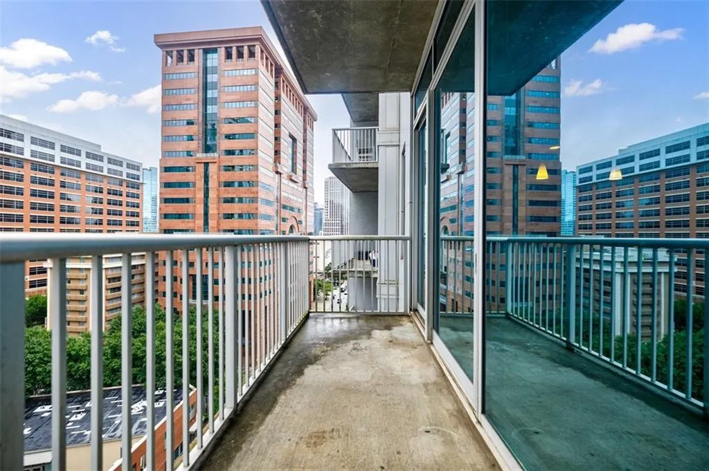 44 Peachtree Place Ne Unit 1228, Atlanta, Georgia 30309, 1 Bedroom Bedrooms, ,1 BathroomBathrooms,Residential,For Sale,44 Peachtree Place Ne Unit 1228,7632022