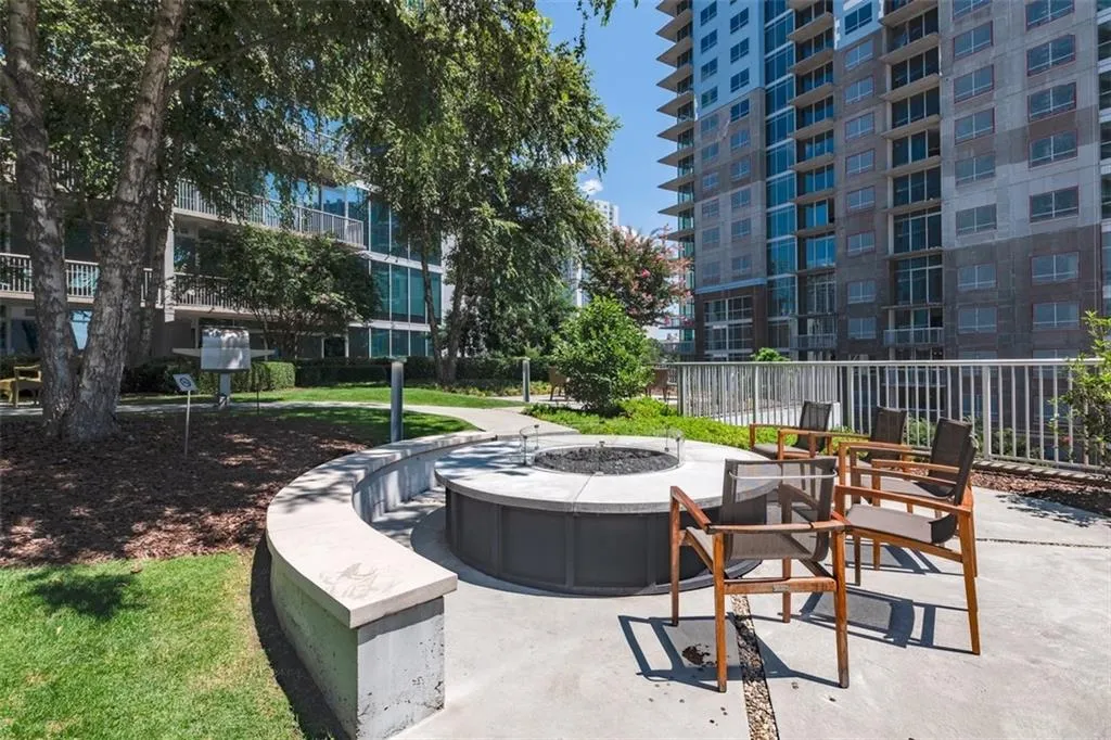 44 Peachtree Place Ne Unit 1228, Atlanta, Georgia 30309, 1 Bedroom Bedrooms, ,1 BathroomBathrooms,Residential,For Sale,44 Peachtree Place Ne Unit 1228,7632022