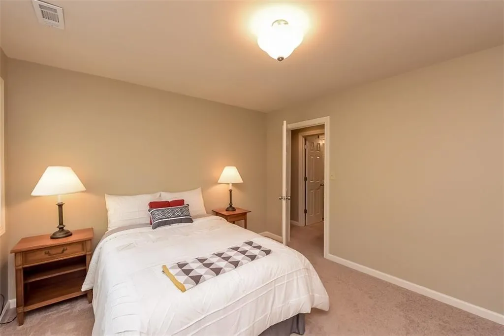 4 Westfair Court, Atlanta, Georgia 30328, 3 Bedrooms Bedrooms, ,2 BathroomsBathrooms,Residential,Sold,4 Westfair Court,5671475