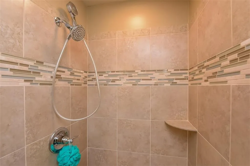 4 Westfair Court, Atlanta, Georgia 30328, 3 Bedrooms Bedrooms, ,2 BathroomsBathrooms,Residential,Sold,4 Westfair Court,5671475