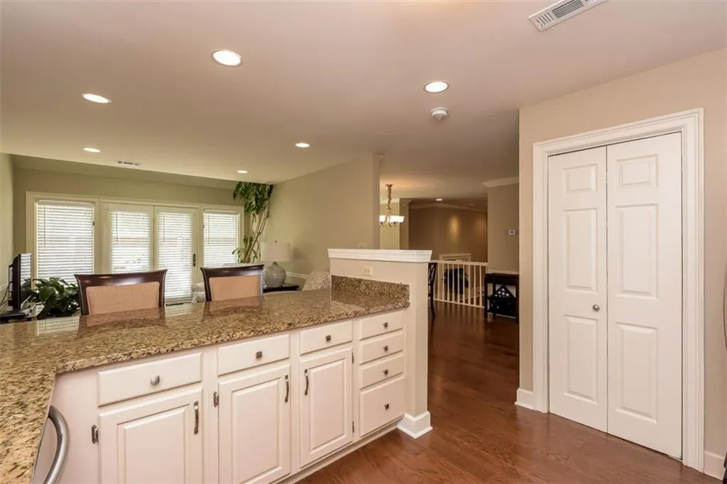 4 Westfair Court, Atlanta, Georgia 30328, 3 Bedrooms Bedrooms, ,2 BathroomsBathrooms,Residential,Sold,4 Westfair Court,5671475