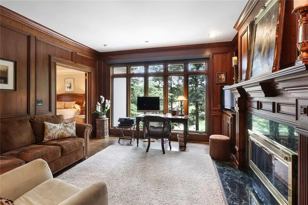 8880 Huntcliff Trace, Sandy Springs, Georgia 30350, 4 Bedrooms Bedrooms, ,4 BathroomsBathrooms,Residential,Sold,8880 Huntcliff Trace,5903479