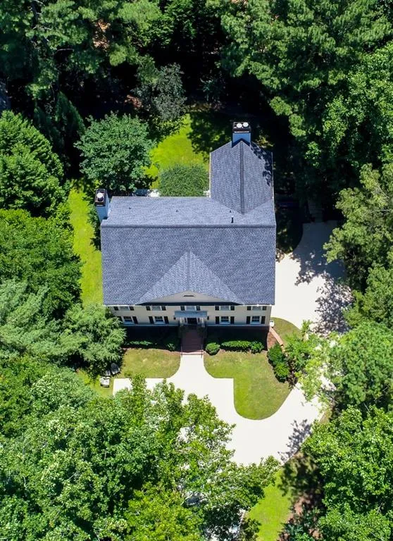 2823 Dover Road, Atlanta, Georgia 30327, 4 Bedrooms Bedrooms, ,4 BathroomsBathrooms,Residential,Sold,2823 Dover Road,5949864