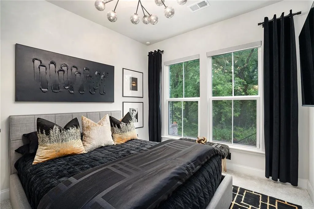 2505 Astaire Court Nw Unit 37, Atlanta, Georgia 30318, 3 Bedrooms Bedrooms, ,3 BathroomsBathrooms,Residential,For Sale,2505 Astaire Court Nw Unit 37,7573542
