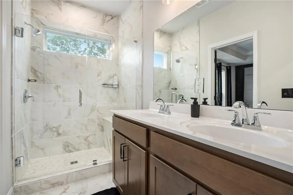 2505 Astaire Court Nw Unit 37, Atlanta, Georgia 30318, 3 Bedrooms Bedrooms, ,3 BathroomsBathrooms,Residential,For Sale,2505 Astaire Court Nw Unit 37,7573542