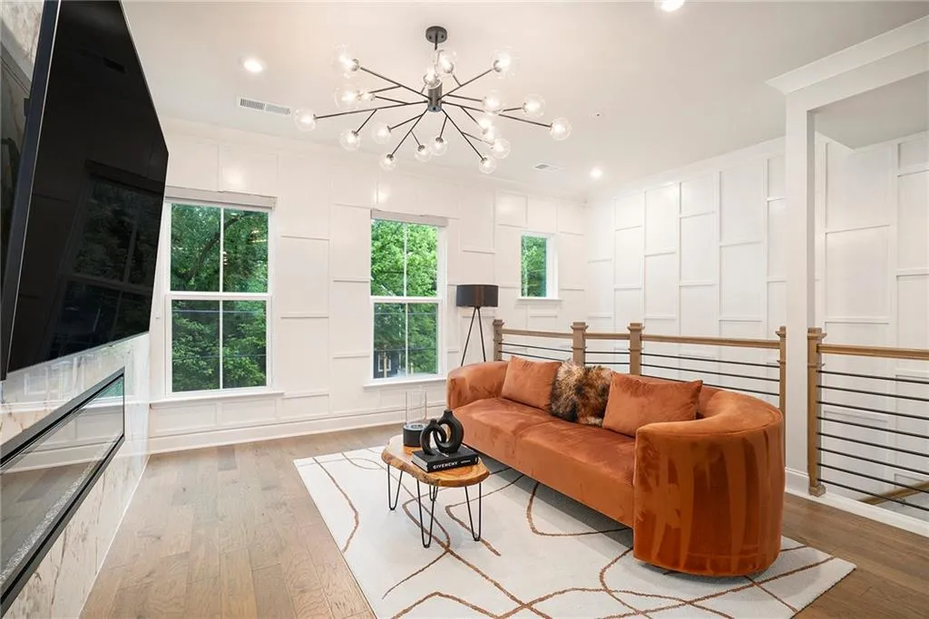 2505 Astaire Court Nw Unit 37, Atlanta, Georgia 30318, 3 Bedrooms Bedrooms, ,3 BathroomsBathrooms,Residential,For Sale,2505 Astaire Court Nw Unit 37,7573542