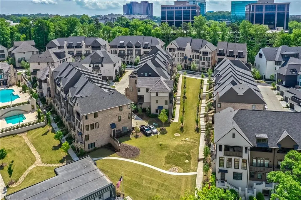 6656 Cadence Boulevard, Atlanta, Georgia 30328, 3 Bedrooms Bedrooms, ,3 BathroomsBathrooms,Residential,Sold,6656 Cadence Boulevard,6877327