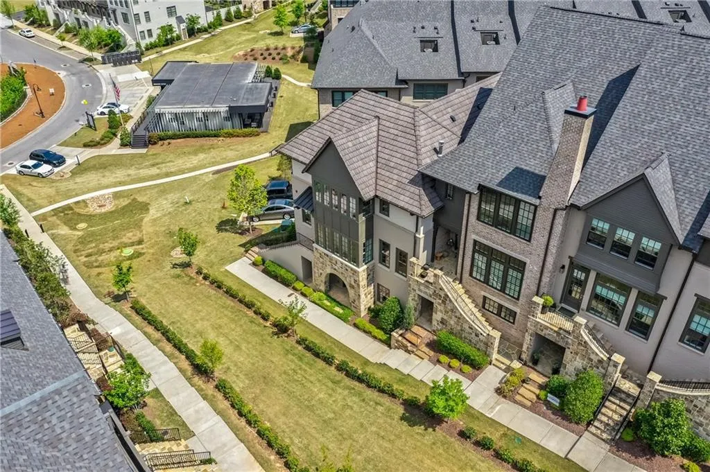 6656 Cadence Boulevard, Atlanta, Georgia 30328, 3 Bedrooms Bedrooms, ,3 BathroomsBathrooms,Residential,Sold,6656 Cadence Boulevard,6877327