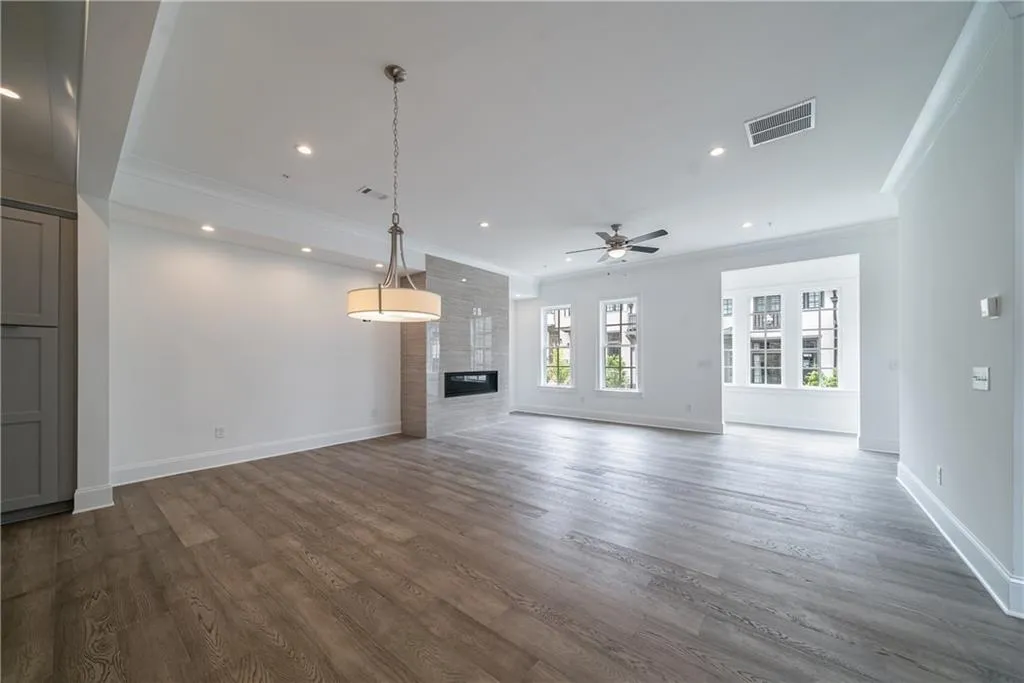 6656 Cadence Boulevard, Atlanta, Georgia 30328, 3 Bedrooms Bedrooms, ,3 BathroomsBathrooms,Residential,Sold,6656 Cadence Boulevard,6877327