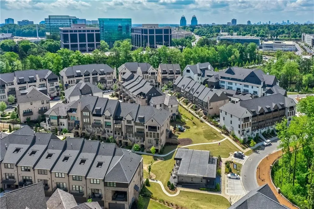 6656 Cadence Boulevard, Atlanta, Georgia 30328, 3 Bedrooms Bedrooms, ,3 BathroomsBathrooms,Residential,Sold,6656 Cadence Boulevard,6877327