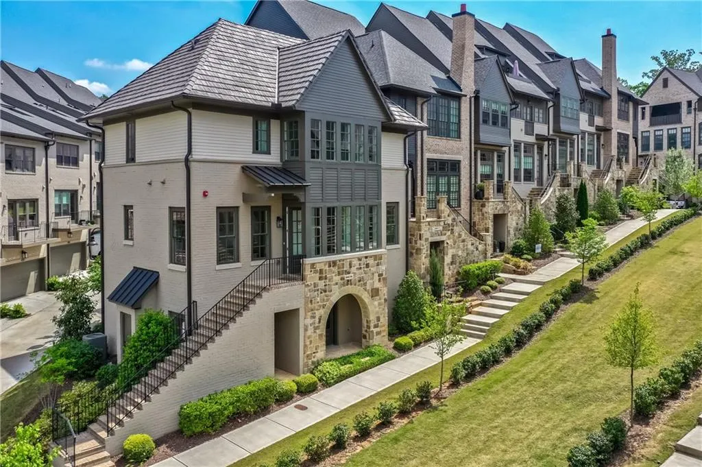 6656 Cadence Boulevard, Atlanta, Georgia 30328, 3 Bedrooms Bedrooms, ,3 BathroomsBathrooms,Residential,Sold,6656 Cadence Boulevard,6877327