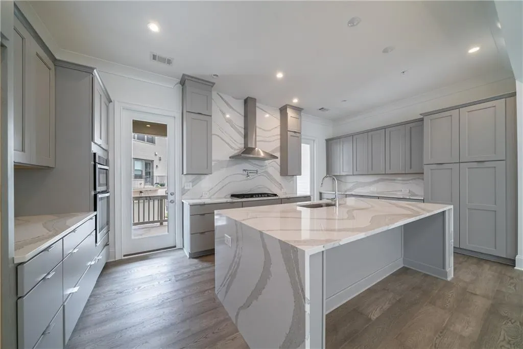 6656 Cadence Boulevard, Atlanta, Georgia 30328, 3 Bedrooms Bedrooms, ,3 BathroomsBathrooms,Residential,Sold,6656 Cadence Boulevard,6877327