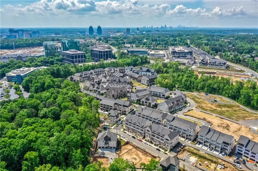 6656 Cadence Boulevard, Atlanta, Georgia 30328, 3 Bedrooms Bedrooms, ,3 BathroomsBathrooms,Residential,Sold,6656 Cadence Boulevard,6877327