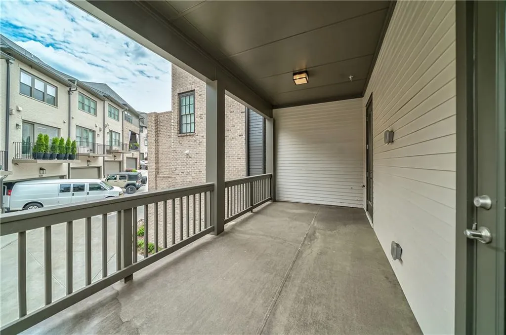 6656 Cadence Boulevard, Atlanta, Georgia 30328, 3 Bedrooms Bedrooms, ,3 BathroomsBathrooms,Residential,Sold,6656 Cadence Boulevard,6877327