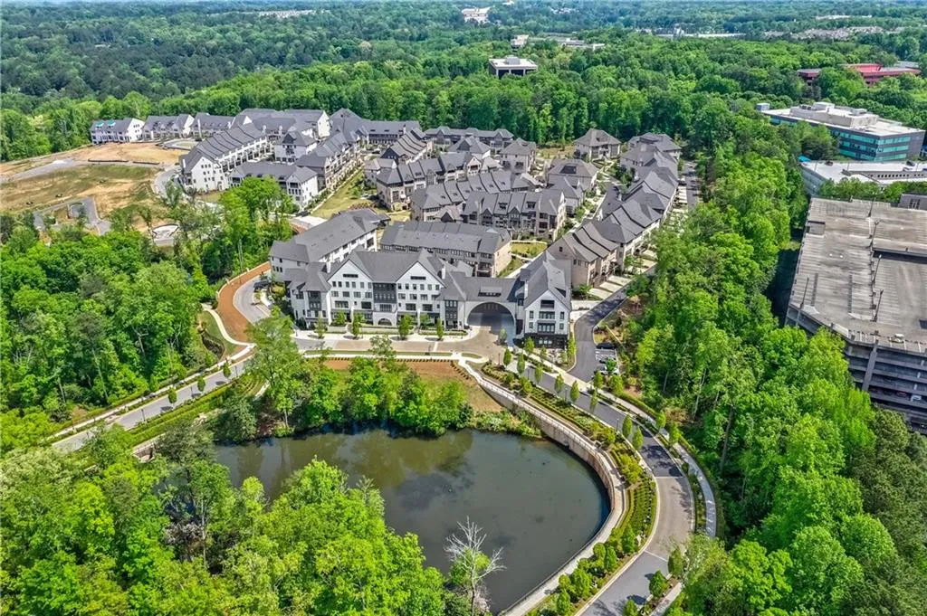 6656 Cadence Boulevard, Atlanta, Georgia 30328, 3 Bedrooms Bedrooms, ,3 BathroomsBathrooms,Residential,Sold,6656 Cadence Boulevard,6877327