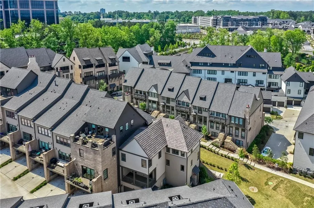 6656 Cadence Boulevard, Atlanta, Georgia 30328, 3 Bedrooms Bedrooms, ,3 BathroomsBathrooms,Residential,Sold,6656 Cadence Boulevard,6877327