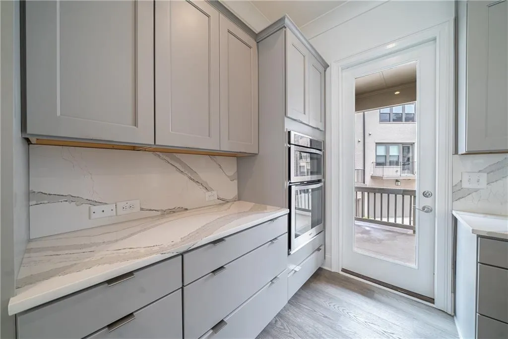 6656 Cadence Boulevard, Atlanta, Georgia 30328, 3 Bedrooms Bedrooms, ,3 BathroomsBathrooms,Residential,Sold,6656 Cadence Boulevard,6877327