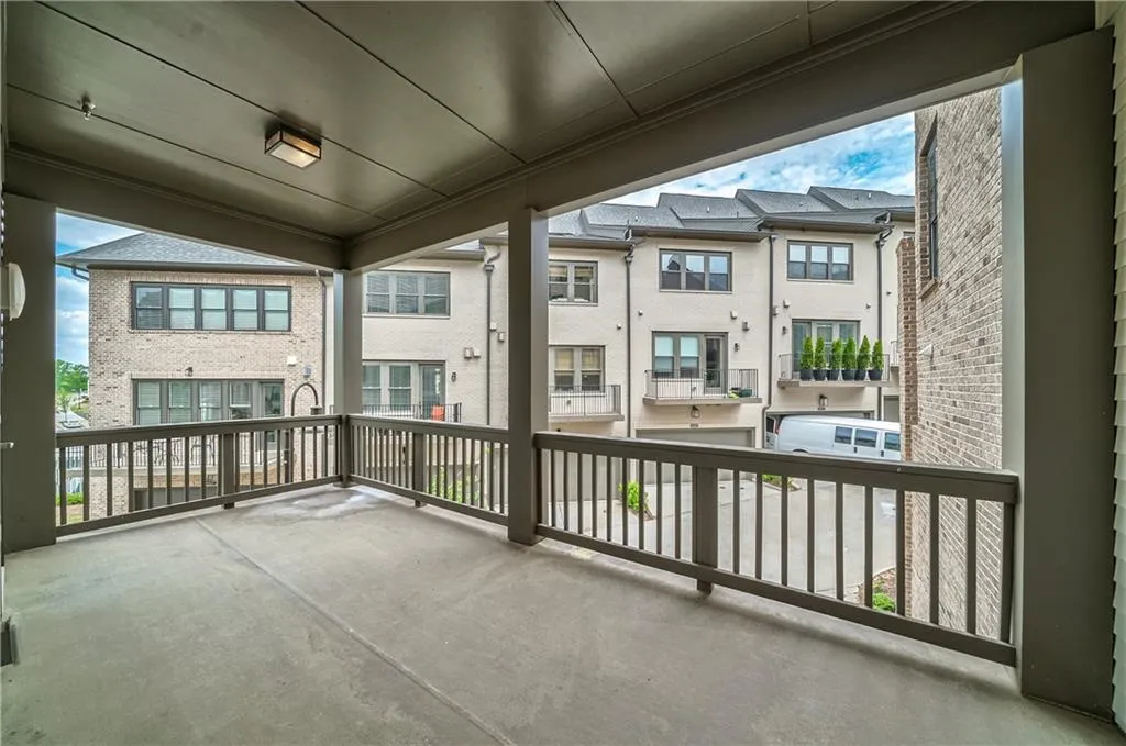 6656 Cadence Boulevard, Atlanta, Georgia 30328, 3 Bedrooms Bedrooms, ,3 BathroomsBathrooms,Residential,Sold,6656 Cadence Boulevard,6877327