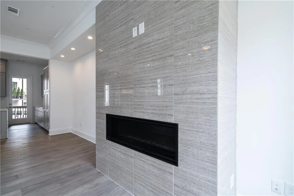 6656 Cadence Boulevard, Atlanta, Georgia 30328, 3 Bedrooms Bedrooms, ,3 BathroomsBathrooms,Residential,Sold,6656 Cadence Boulevard,6877327