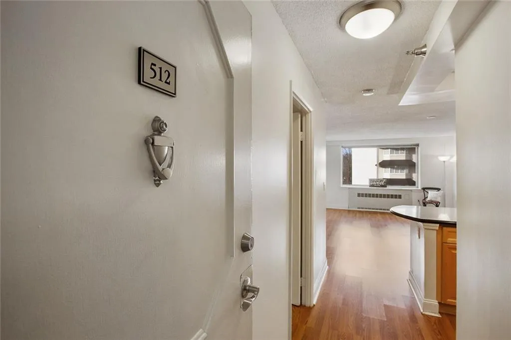 2479 Peachtree Road Ne Unit 512, Atlanta, Georgia 30305, 1 Bedroom Bedrooms, ,1 BathroomBathrooms,Residential,Sold,2479 Peachtree Road Ne Unit 512,5805983