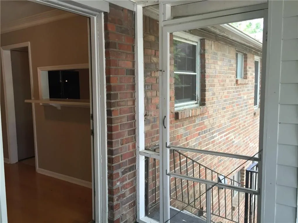 6700 Roswell Road Unit 24c, Atlanta, Georgia 30328, 2 Bedrooms Bedrooms, ,2 BathroomsBathrooms,Residential,Sold,6700 Roswell Road Unit 24c,5682073