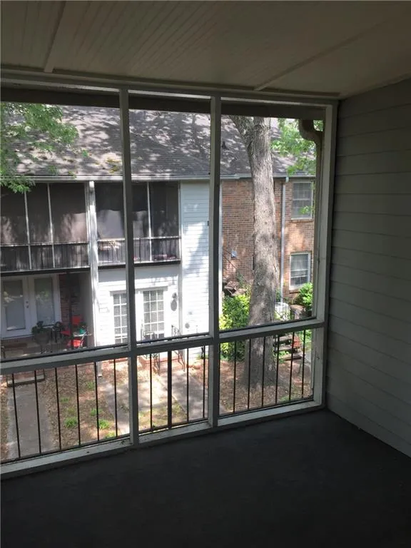 6700 Roswell Road Unit 24c, Atlanta, Georgia 30328, 2 Bedrooms Bedrooms, ,2 BathroomsBathrooms,Residential,Sold,6700 Roswell Road Unit 24c,5682073