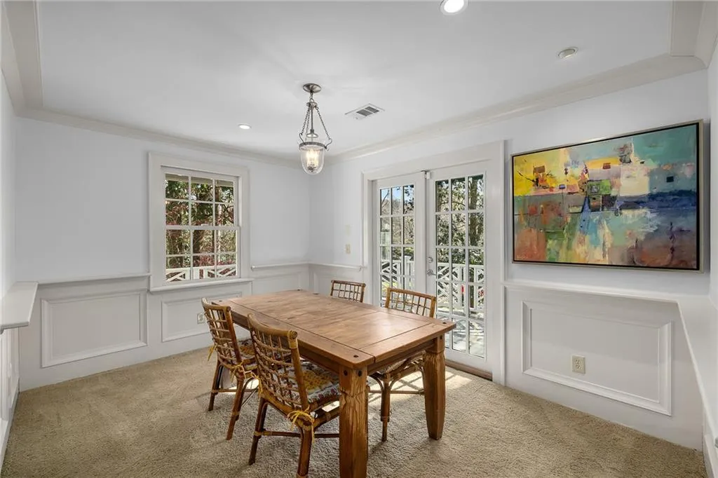 965 Landmark Drive, Atlanta, Georgia 30342, 5 Bedrooms Bedrooms, ,3 BathroomsBathrooms,Residential,For Sale,965 Landmark Drive,7688343