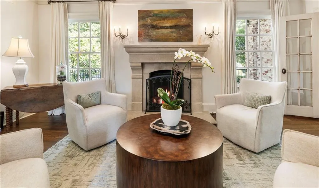 2085 Mckinley Road Nw, Atlanta, Georgia 30318, 6 Bedrooms Bedrooms, ,4 BathroomsBathrooms,Residential,For Sale,2085 Mckinley Road Nw,7624908