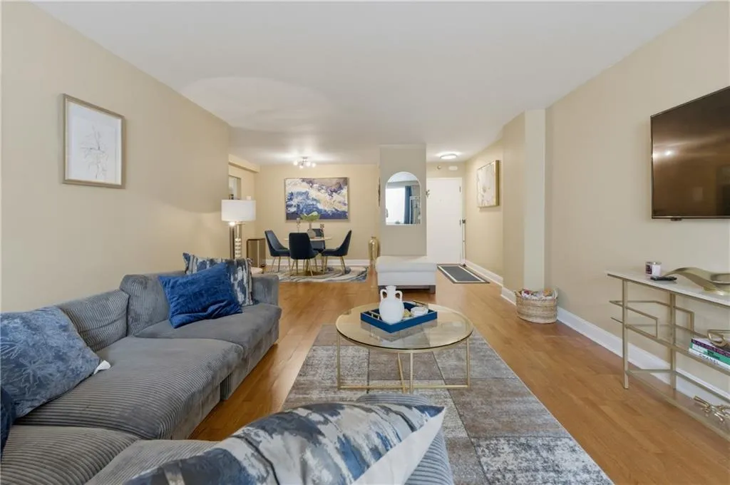 2479 Peachtree Road Ne Unit 503, Atlanta, Georgia 30305, 1 Bedroom Bedrooms, 0 ,1 BathroomBathrooms,Residential,For Sale,2479 Peachtree Road Ne Unit 503,7754009